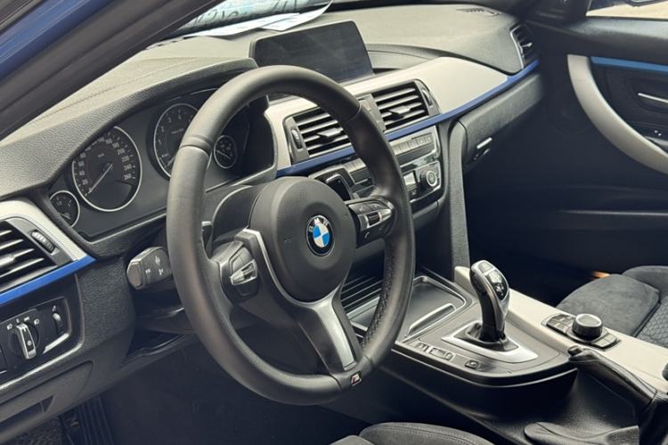 Used BMW 3 Series 2018 320i M Sport Package
