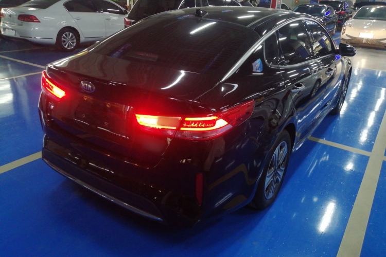 Used Kia K5 New Energy 2018 2.0L ZhiZun Edition Rear Right 45 Deg