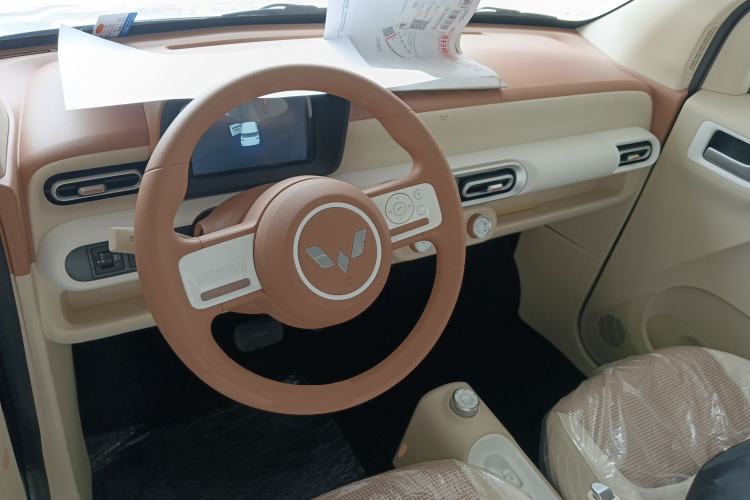 Used Wuling Hongguang MINIEV 2024 3rd Generation 215km Youth Edition