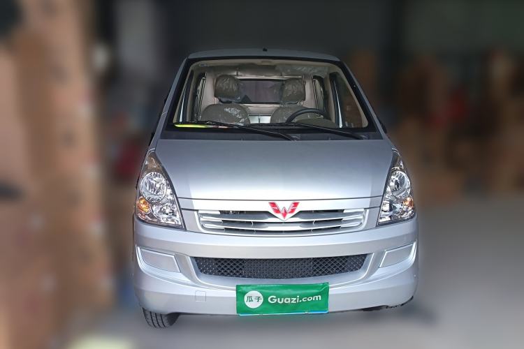 Used Wuling Rongguang S 2023 1.5L Basic Enclosed-Window Vehicle 2 Seats
