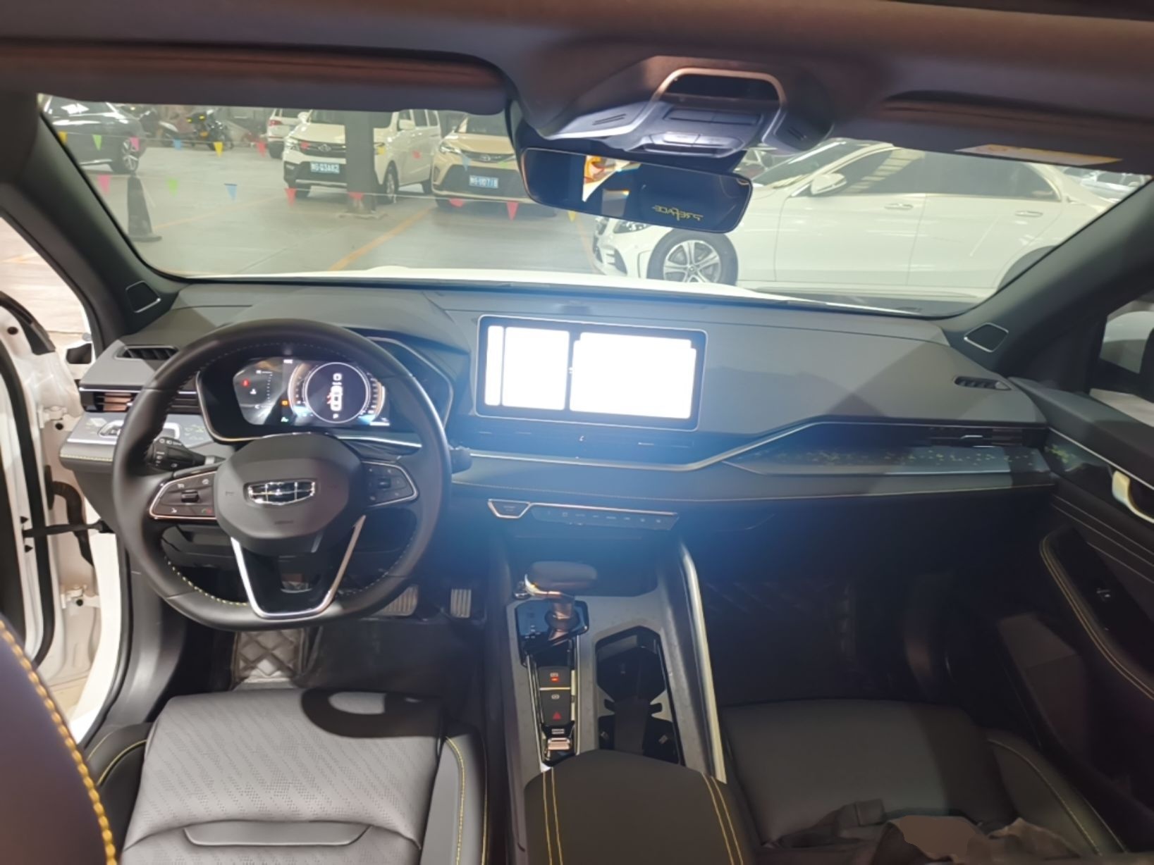 Geely Auto Preface 2023 1.5TD Fuyao Version — снимка 12