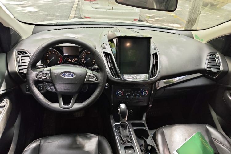 Used Ford Kuga 2019 EcoBoost 180 Two-Wheel-Drive Titanium Plus Model China VI Standard
