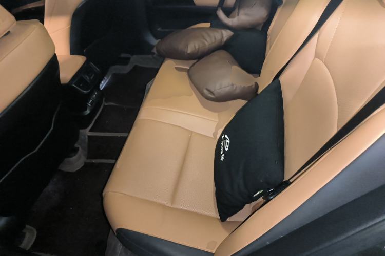 Used Lexus ES 2022 300h Excellence Edition Left Rear Seat
