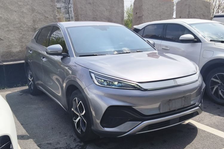 Used BYD Yuan PLUS 2022 510 km Luxury Version Front Right 45 Deg