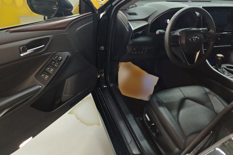 Used Toyota Avalon 2023 2.0L Premium Edition
