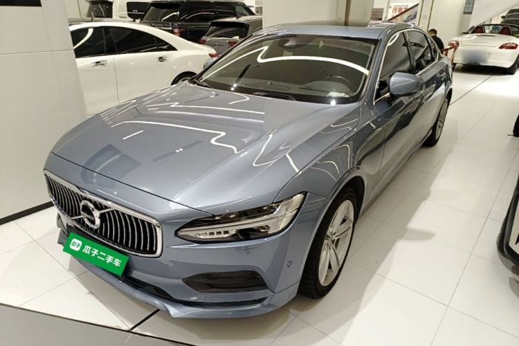 Used Volvo S90 2017 T4 Zhiyuan Edition Guazi used car, China used car export, Used car for sale, Used cars, Cheapest cars for sale