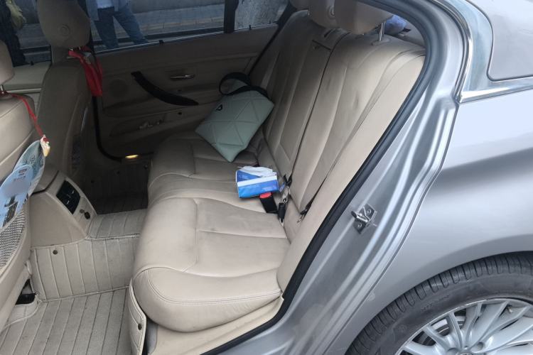 Used BMW 3 Series 2013 328Li Luxury Design Package Left Rear Seat