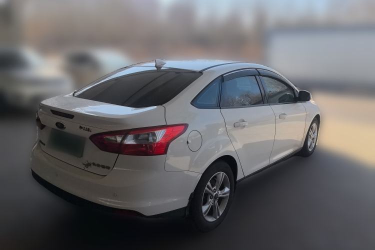 Used Ford Focus 2012 Sedan 1.6L Manual Fashion Edition
