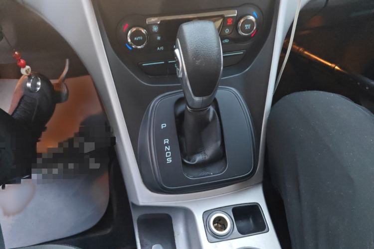 Used Ford Kuga 2015 1.5L GTDi Two-Wheel-Drive Comfort Model