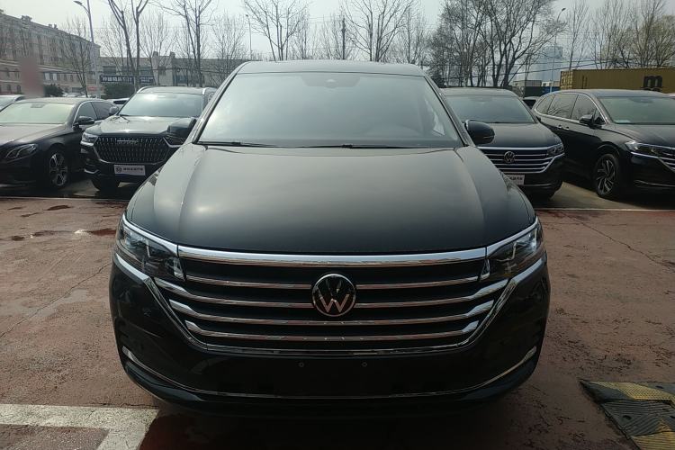 Used Volkswagen Viloran 2024 330TSI Business Edition Front