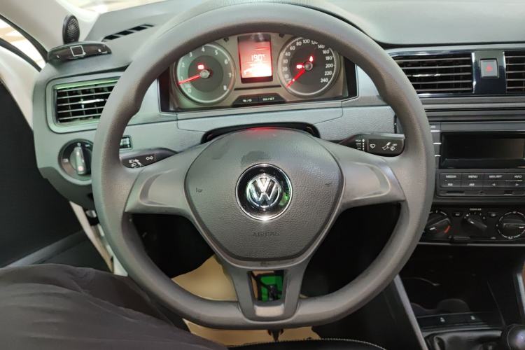 Used Volkswagen Santana 2021 1.5L Manual Fashion Edition Steering Wheel