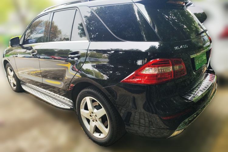 Used Mercedes-Benz M-Class 2014 ML 400 4MATIC Luxury Model
