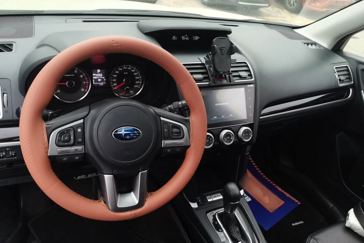 Used Subaru Forester 2016 2.0i Fashion Navigation Edition Interior 2