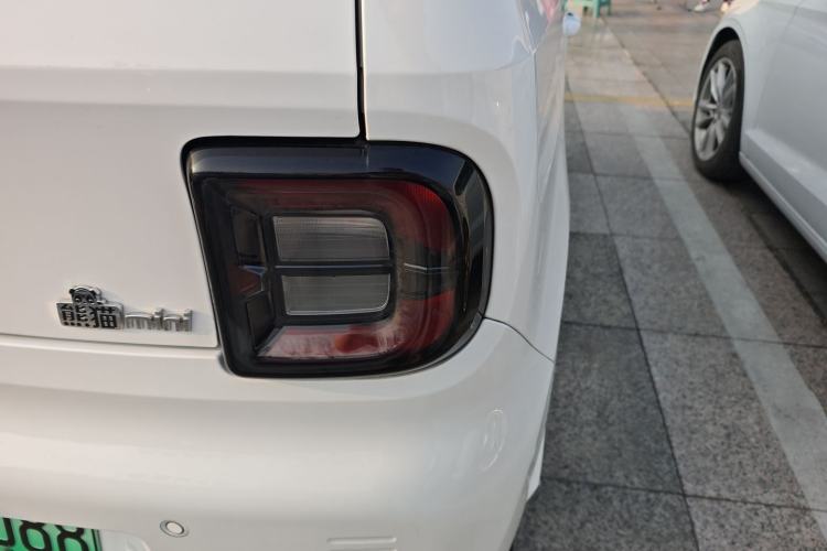 Used Geely Galaxy Panda 2023 Panda Mini 120km Cute Bear
