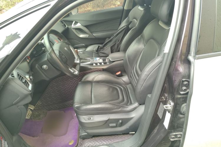 Used DS 5 2014 1.6T Luxury Edition THP200
