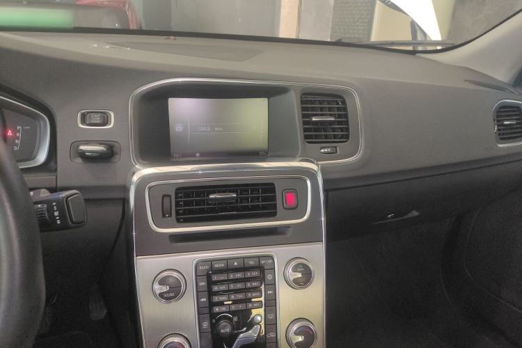 Used Volvo S60 2019 S60L Facelift T5 Intelligent Advanced Edition
