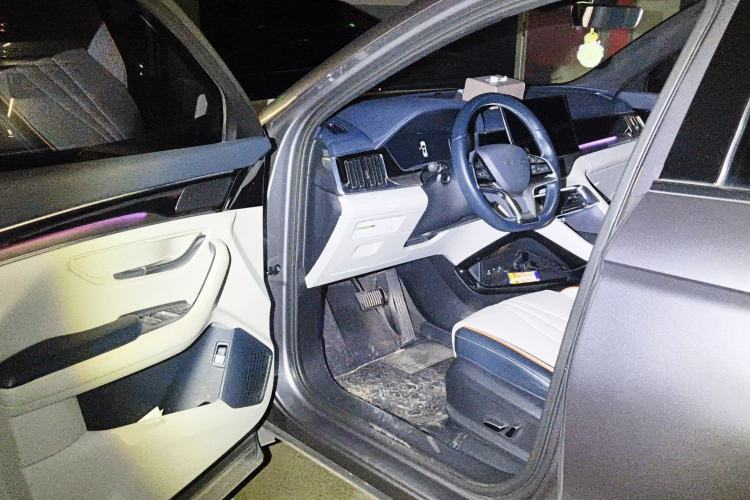 Used BYD Song PLUS New Energy 2023 Champion Edition DM-i 110KM Flagship PLUS Driver Seat