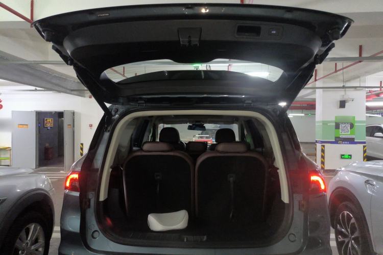 Used Geely Auto Haoyue 2022 1.8TD Automatic Prestige 7-Seater Trunk