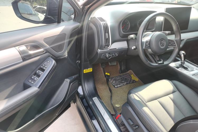 Used BYD Tang 2018 2.0T Automatic Smart Connect Prestige 7-Seater China V Standard Driver Seat