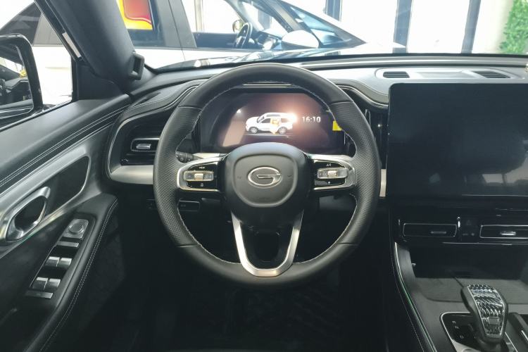 Used GAC Trumpchi GS8 2022 Linghang Series 2.0 TGDI Two-Wheel-Drive Luxury Smart Connectivity Version (7 Seats) Steering Wheel