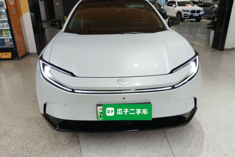 Used Toyota bZ5 2025 Model 550 PRO
