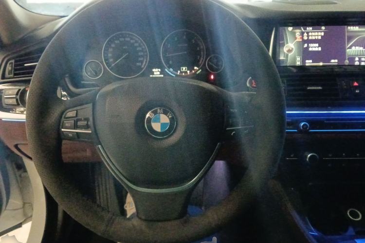 Used BMW 5 Series 2014 528Li Leading Model