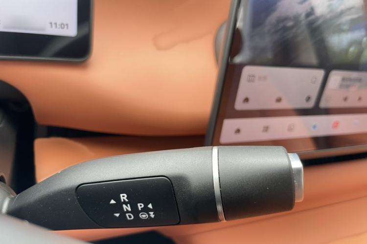 Used Leapmotor C10 2024 210 Comfort Edition Gear Lever