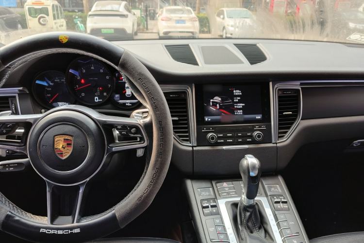 Used Porsche Macan 2017 Macan 2.0T
