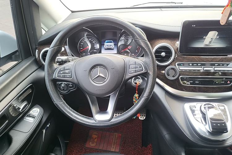 Used Mercedes-Benz V-Class 2018 V 260 L Prestige Extended Version China VI Steering Wheel