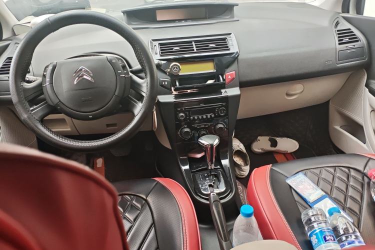 Used Citroen C-Quatre 2014 VTS Version 1.6L Automatic Prestige Model Center Console