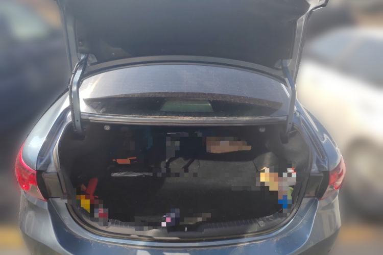 Used Mazda Atenza 2015 2.0L Blue Sky Luxury Edition Trunk