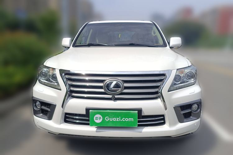 Used Lexus LX 2009 570
