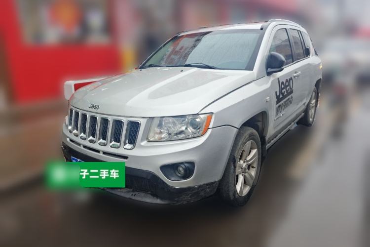 Used Jeep Compass 2011 2.4L four-wheel drive Comfort version
