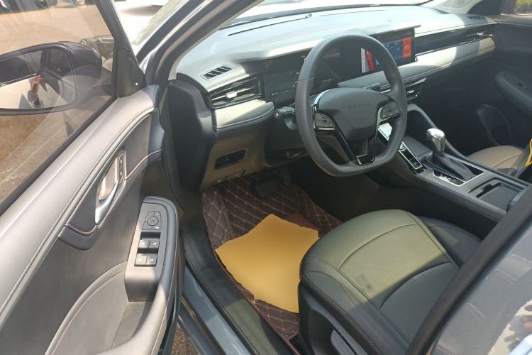 Used Roewe i5 2024 1.5L CVT Luxury Edition