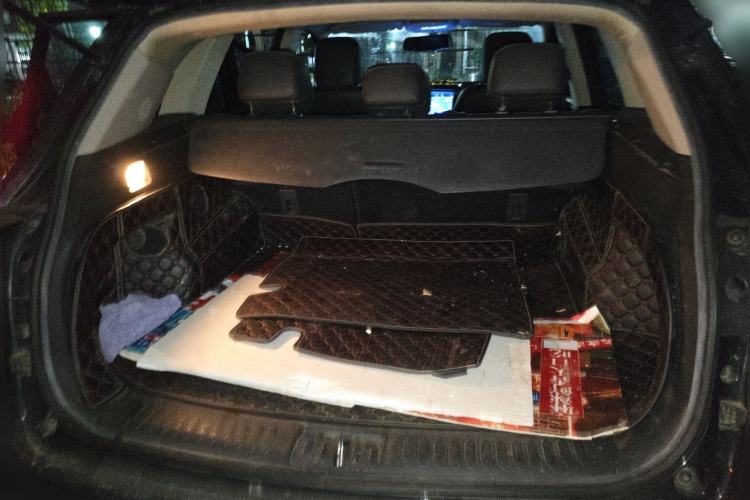 Used Zotye T600 2016 Sport Edition 2.0T DCT Luxury Model Trunk