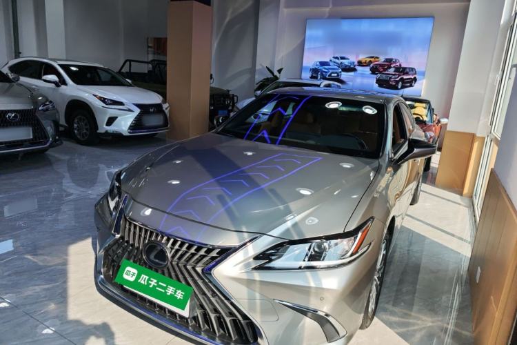 Used Lexus ES 2022 300h Excellence Edition