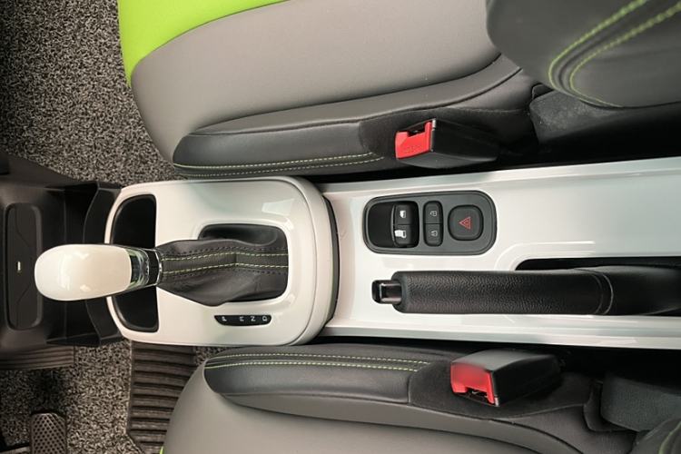 Used Roewe Clever 2021 302 km New Four-Seater Super-Efficient Version