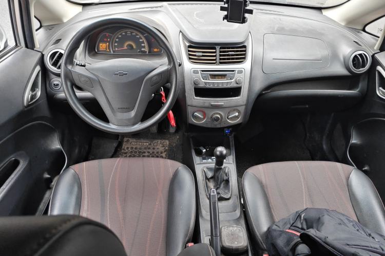 Used Chevrolet Sail 2013 Sedan 1.4L Manual - Youyi Happiness Edition Center Console