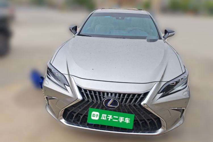 Used Lexus ES 2021 300h Deluxe Edition