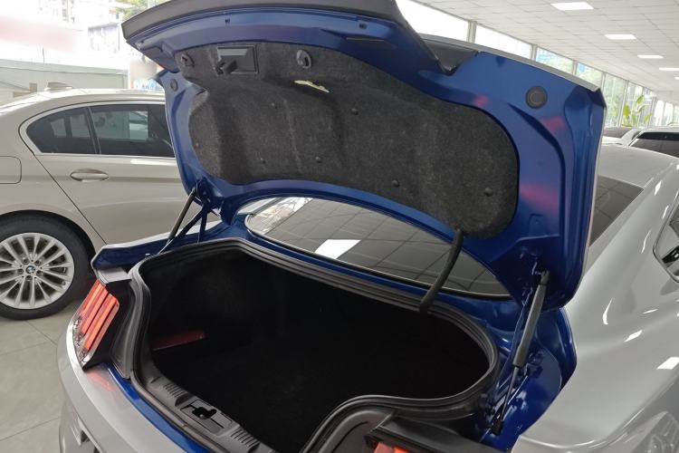 Used Ford Mustang 2017 2.3T Performance Edition Trunk