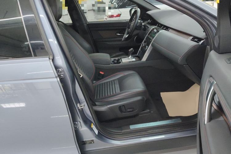 Used Land Rover Discovery Sport 2020 249 PS R-Dynamic Performance Edition Right Front Seat