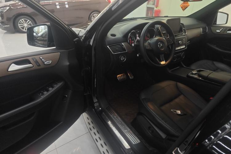 Used Mercedes-Benz GLE 2018 GLE 320 4MATIC Dynamic Edition Collector's Edition
