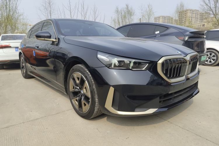 Used BMW 5 Series 2024 525Li Luxury Package
