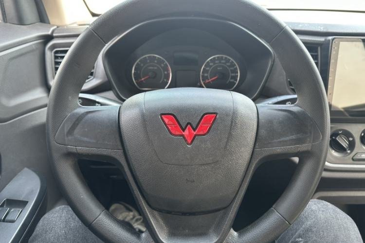 Used Wuling Hongguang V 2021 1.5L Jingqu Version LAR