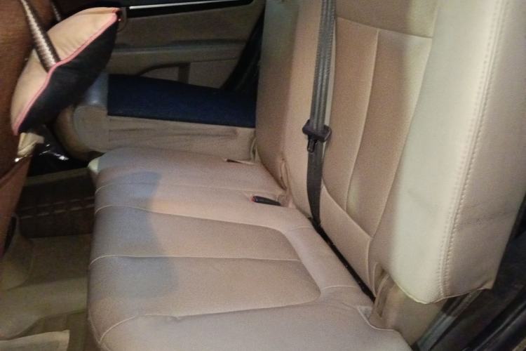 Used Hyundai Santa Fe Classic 2010 2.4 Luxury Edition 7-Seater Four-Wheel Drive
