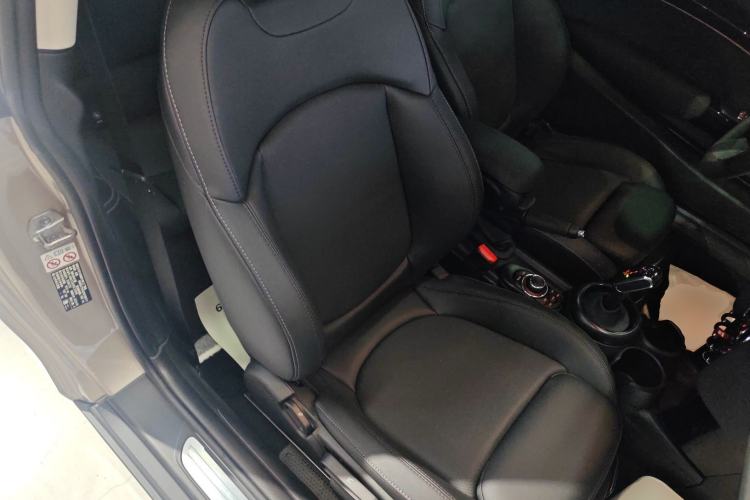 Used MINI 2023 Updated 1.5T COOPER Artist
