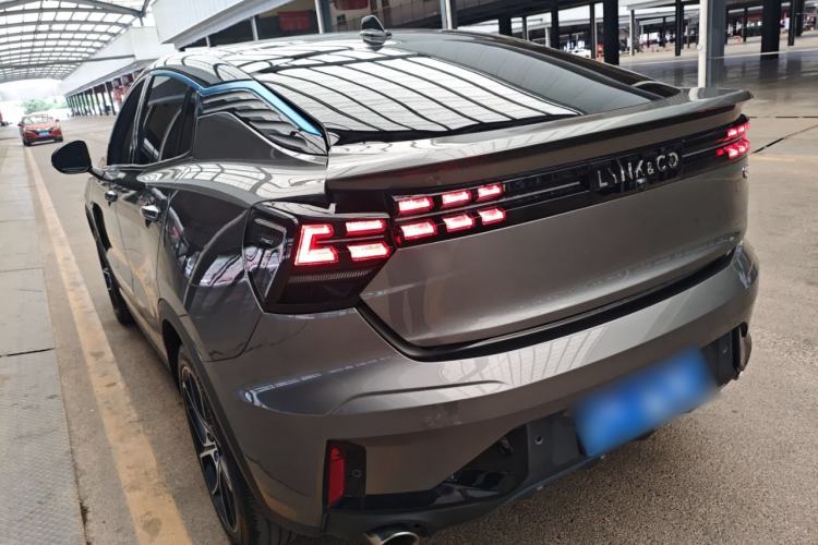 Used Lynk & Co 05 2020 2.0TD Two-Wheel Drive Shine Halo