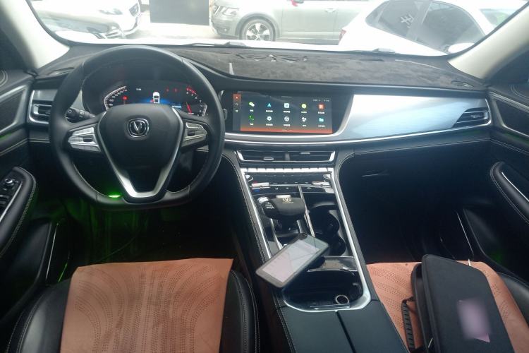 Used CHANGAN CS85 COUPE 2021 1.5T DCT Luxury Edition Center Console