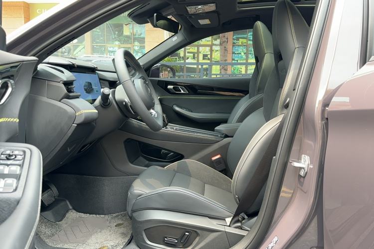 Used Lynk & Co 03 2025 1.5TD DCT Champion Edition Pro
