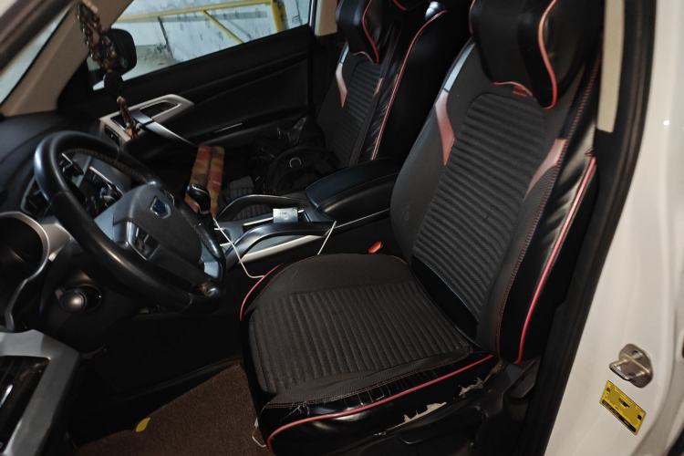 Used Geely Auto Emgrand X7 Sport 2016 2.0L Manual Smart Connect Version
